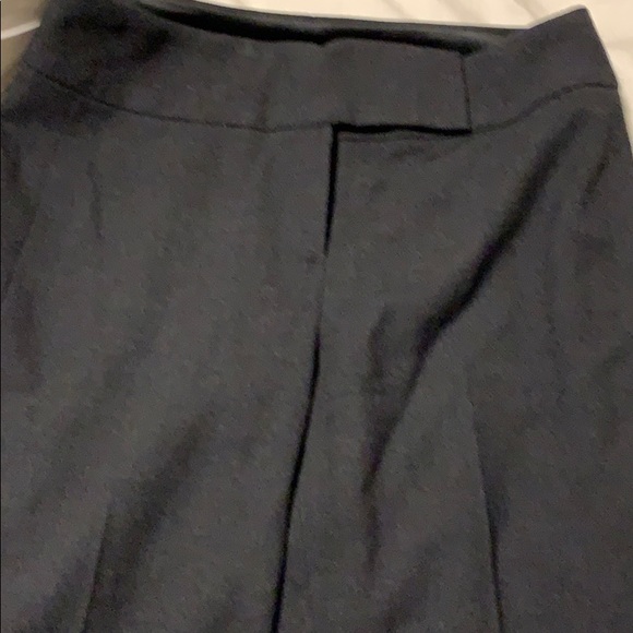 Grey wool Elie Tahari pant.  Never worn. Lined. - Picture 2 of 12